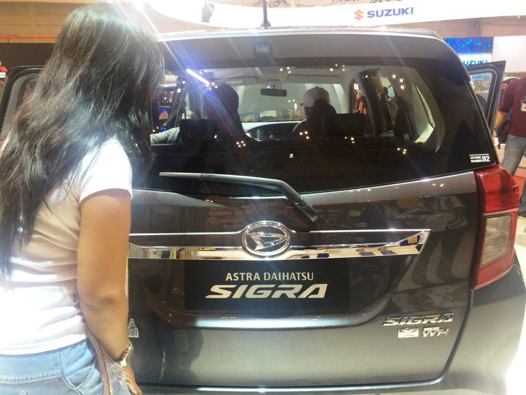 keseruan dan keceriaan di booth daihatsu giias 2016