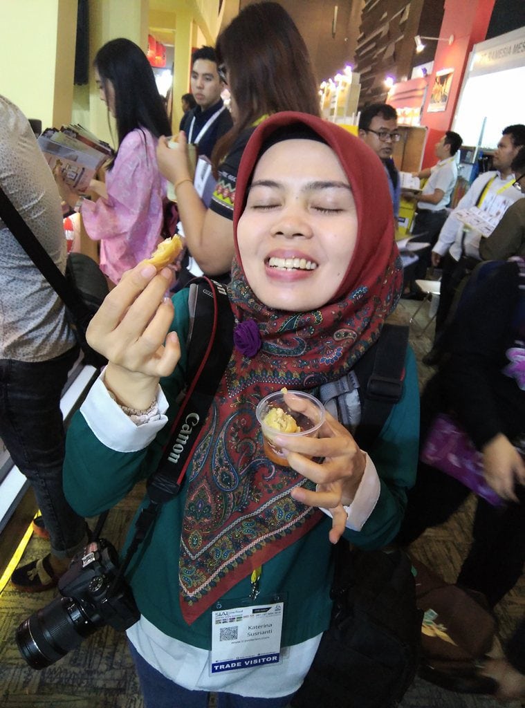 cicip hasil demo masak di bungasari di sial interfood 2016