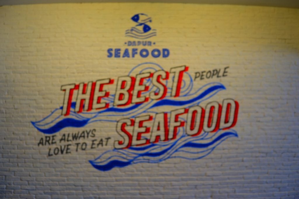 review dapur seafood pantai mutiara jakarta utara